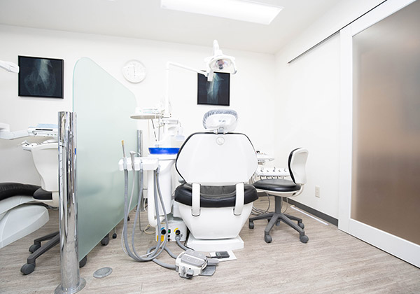 練馬区・中村橋駅の歯医者なら|おしお歯科